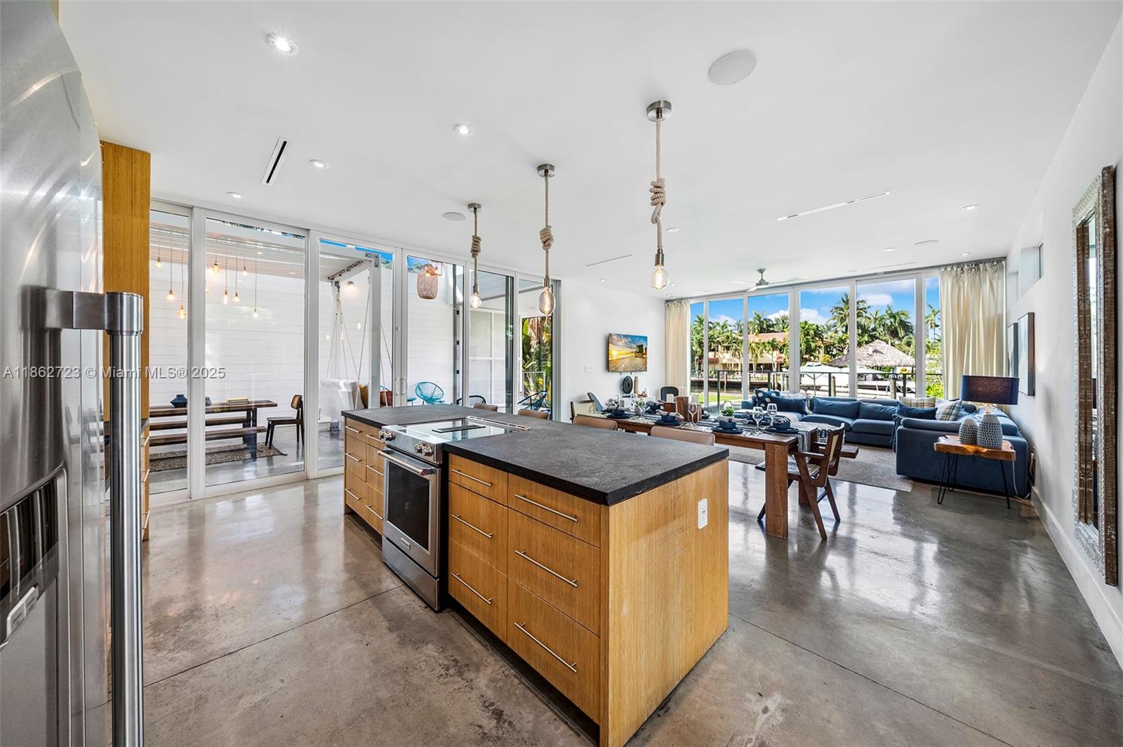 HAYNSWORTH VILLAGE - Residential