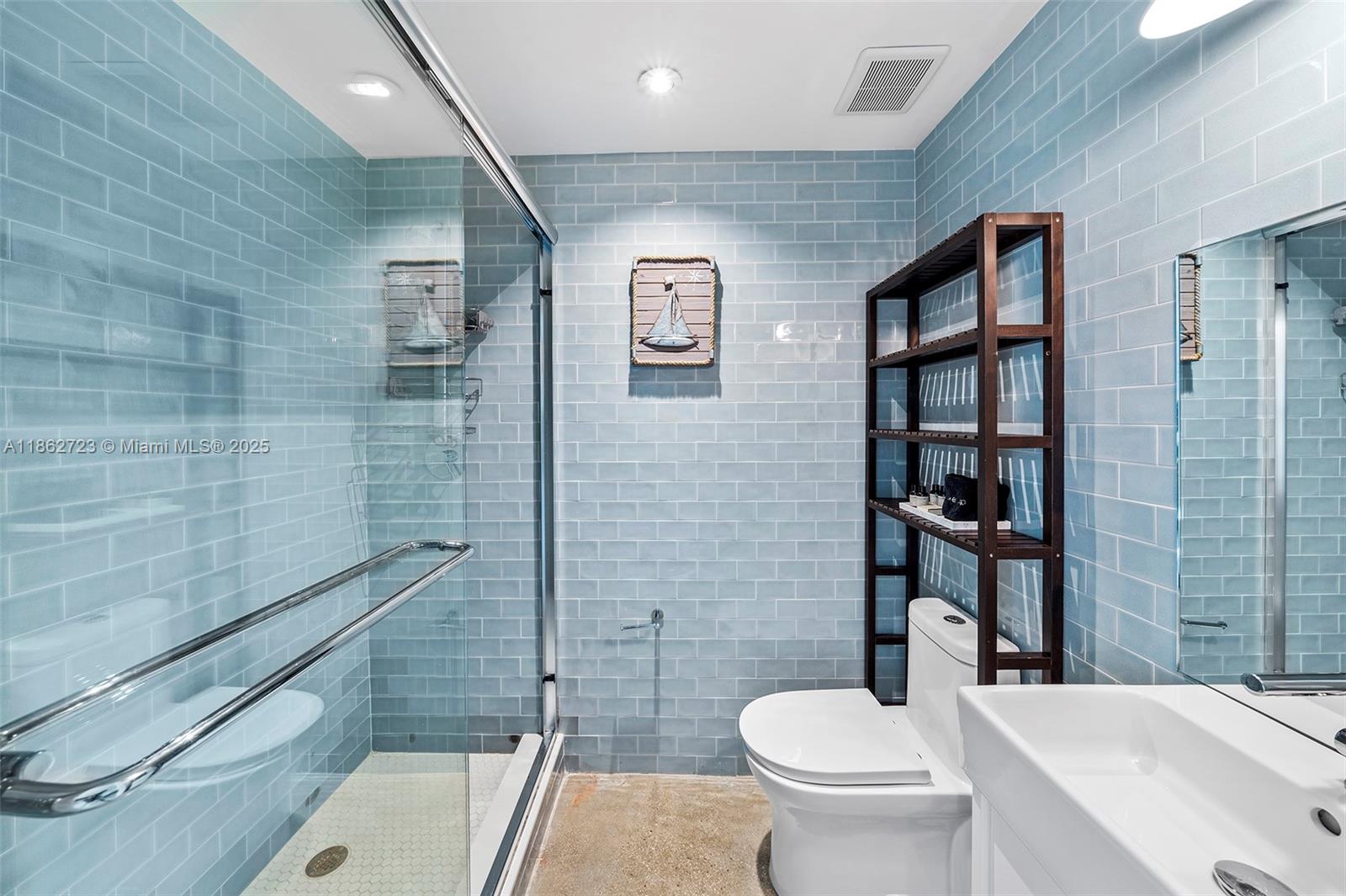 HAYNSWORTH VILLAGE - Residential