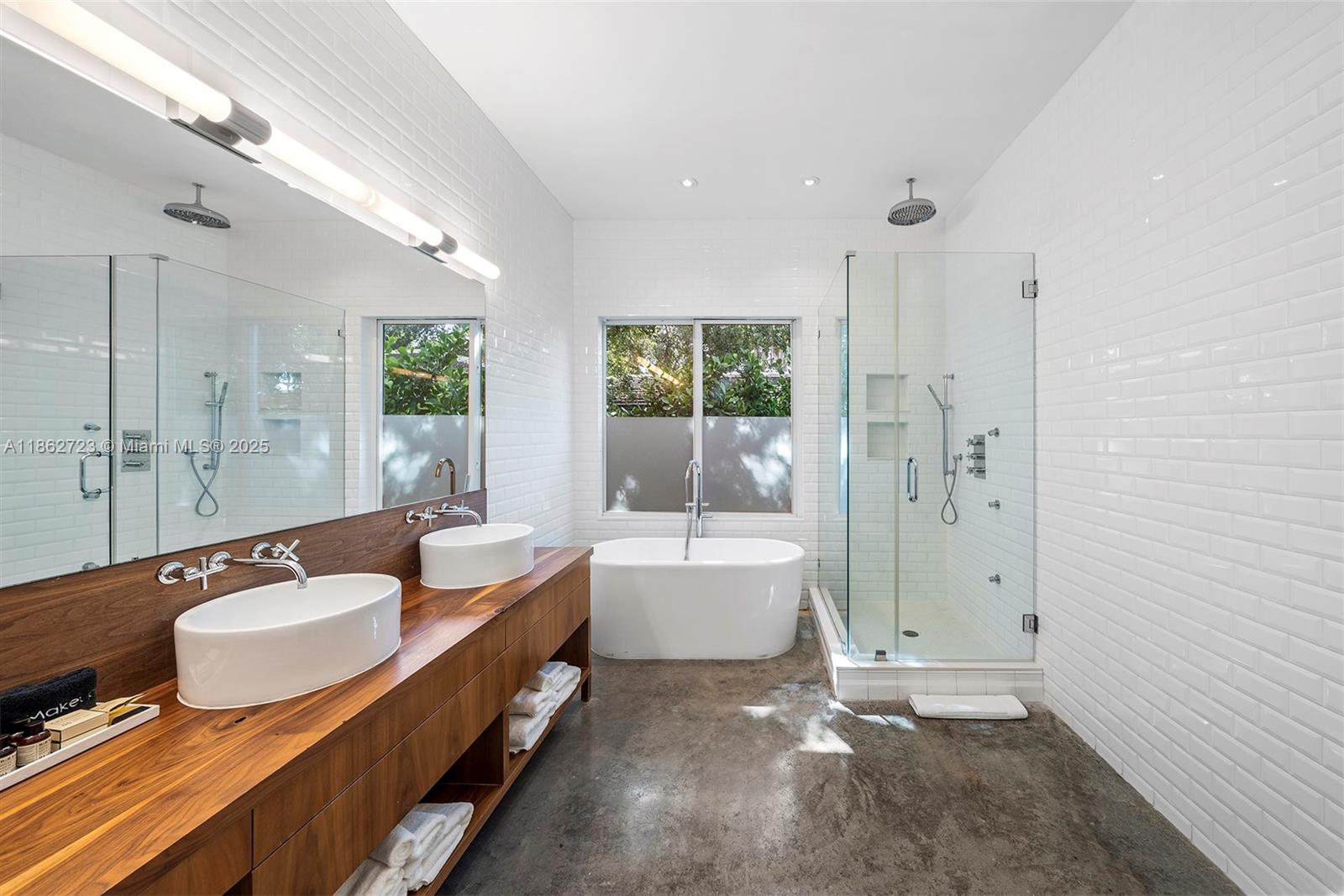 HAYNSWORTH VILLAGE - Residential