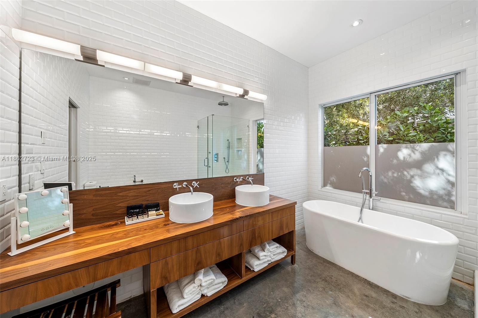 HAYNSWORTH VILLAGE - Residential