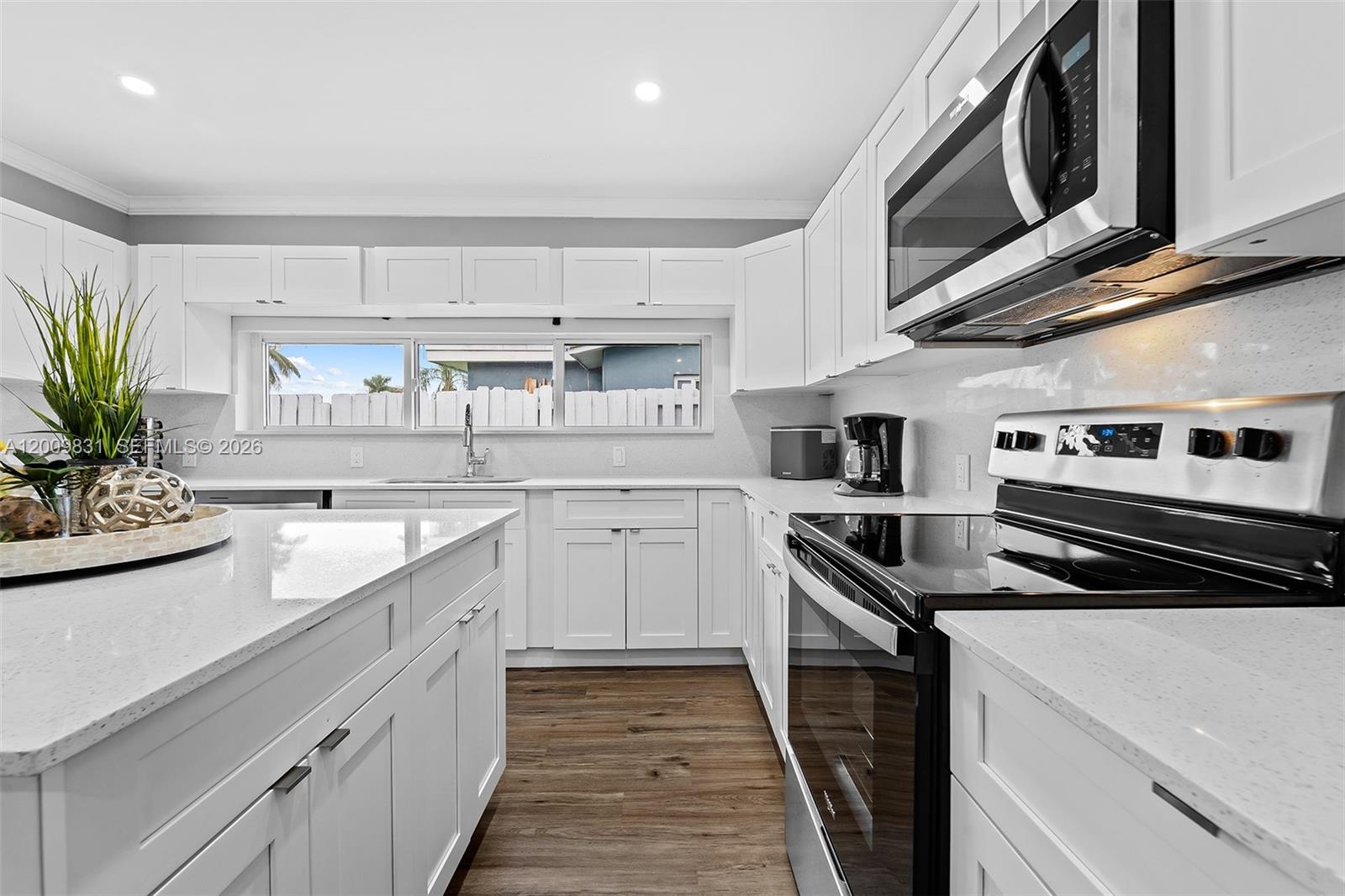 ROYAL PALM ACRES SEC 6 - Residential