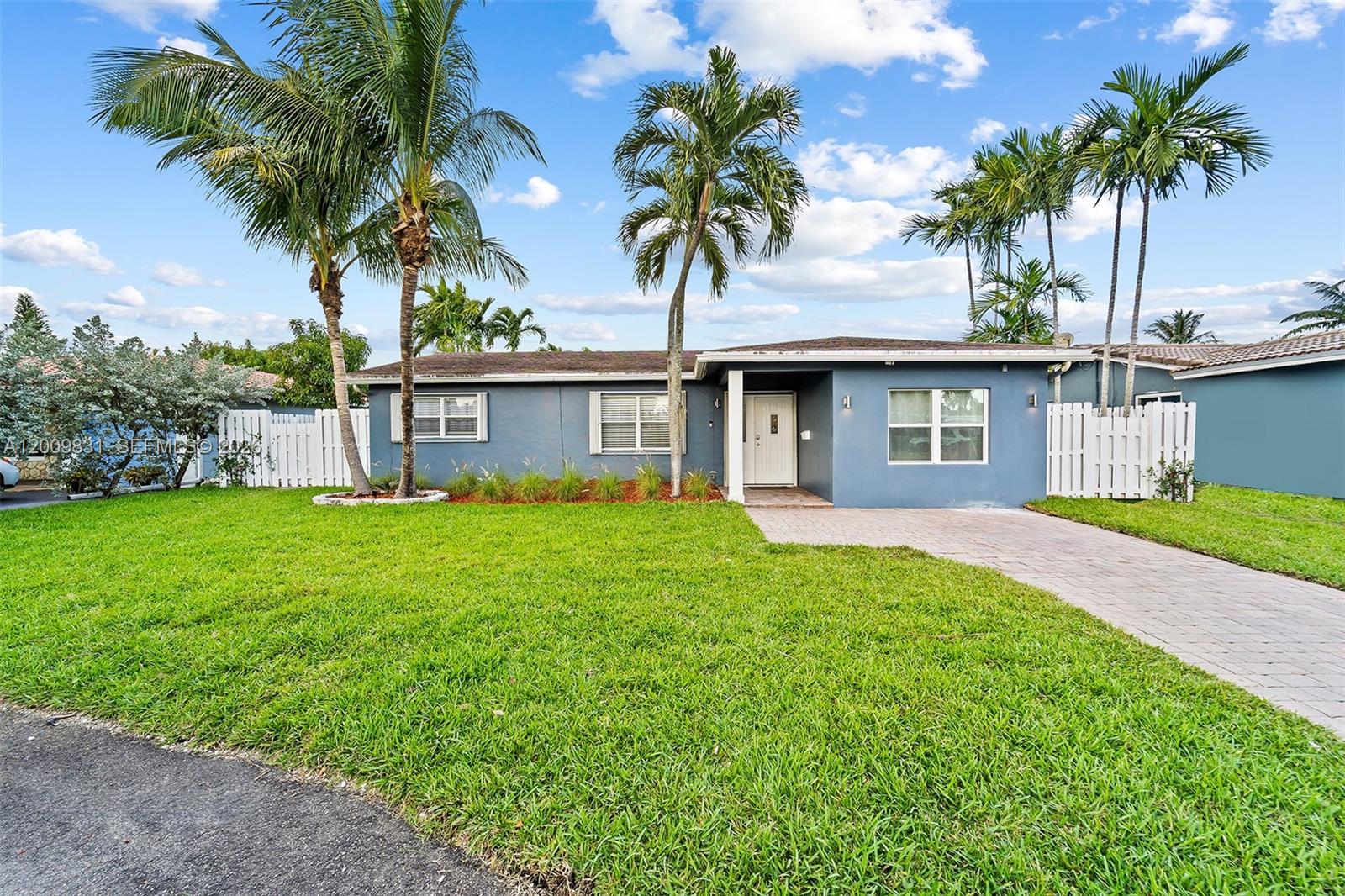 ROYAL PALM ACRES SEC 6 - Residential
