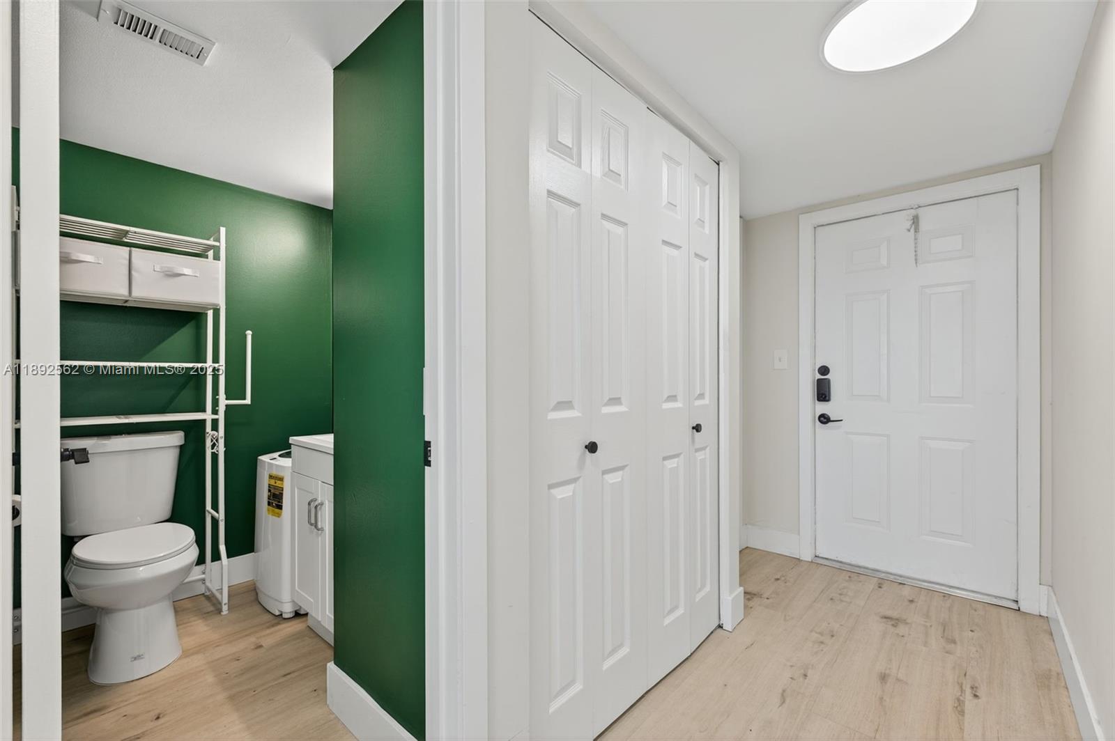 ROLLING HILLS GOLF AND TE - Residential