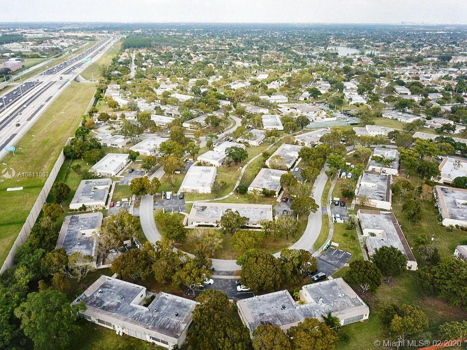 GREEN HILLS PARK WEST NO - Residential