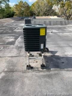 GREEN HILLS PARK WEST NO - Residential