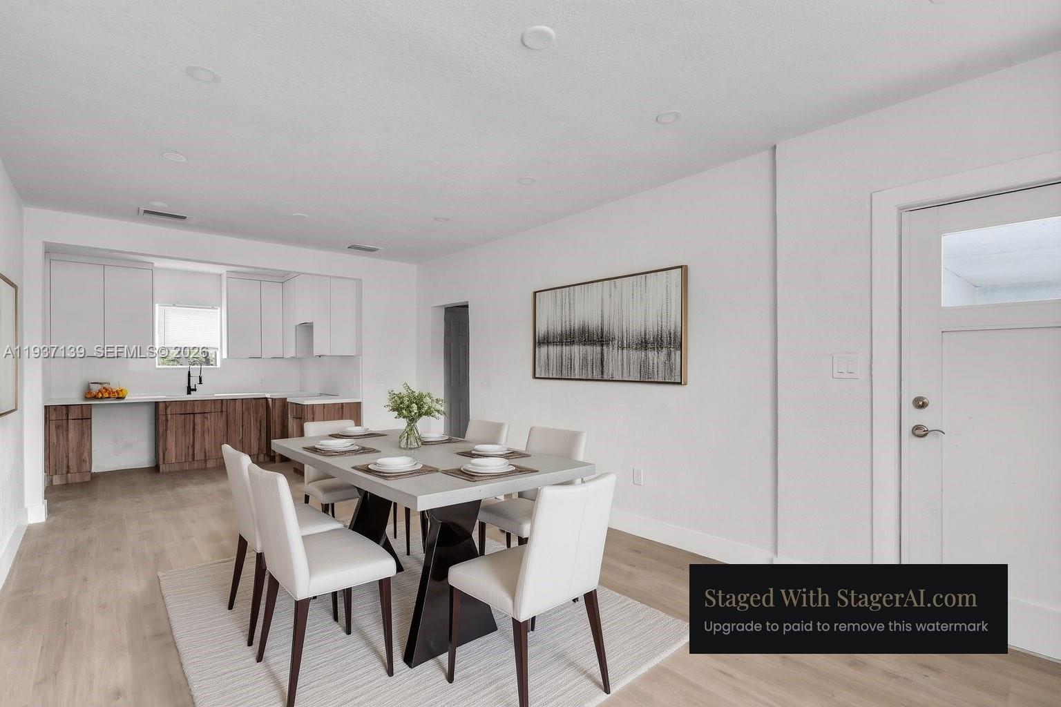 BISCAYNE VILLAGE HEIGHTS - Residential