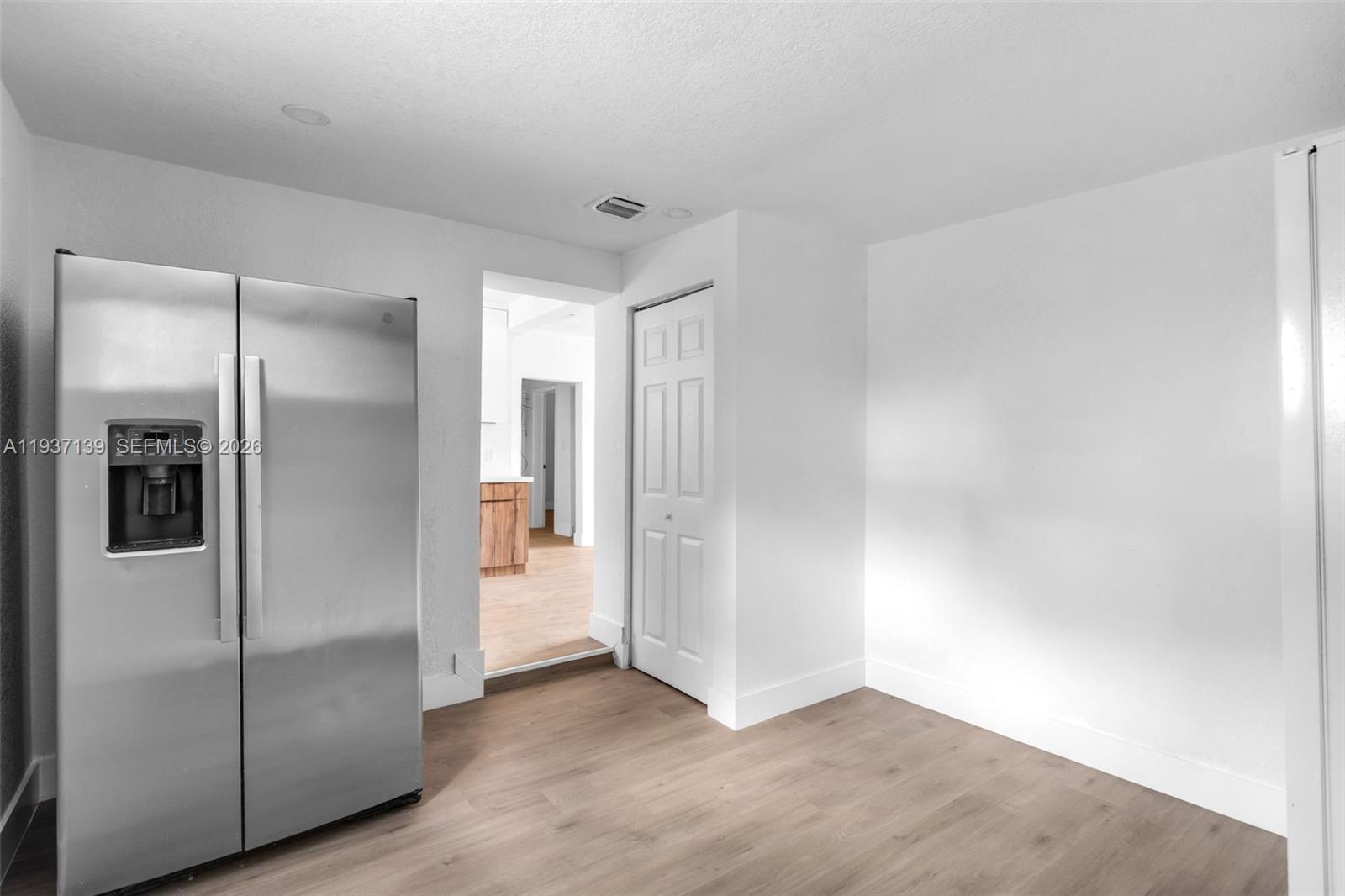 BISCAYNE VILLAGE HEIGHTS - Residential