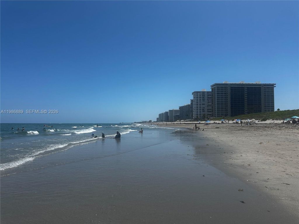 Photo of 2851 S Ocean Boulevard #6 V, Boca Raton, FL 33432 (MLS # A11986889)