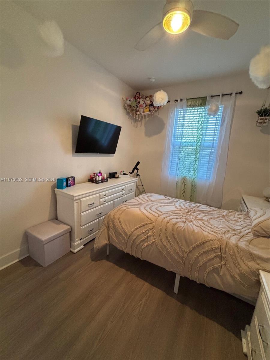 TOWNHOMES ON COCONUT PALM - Residential