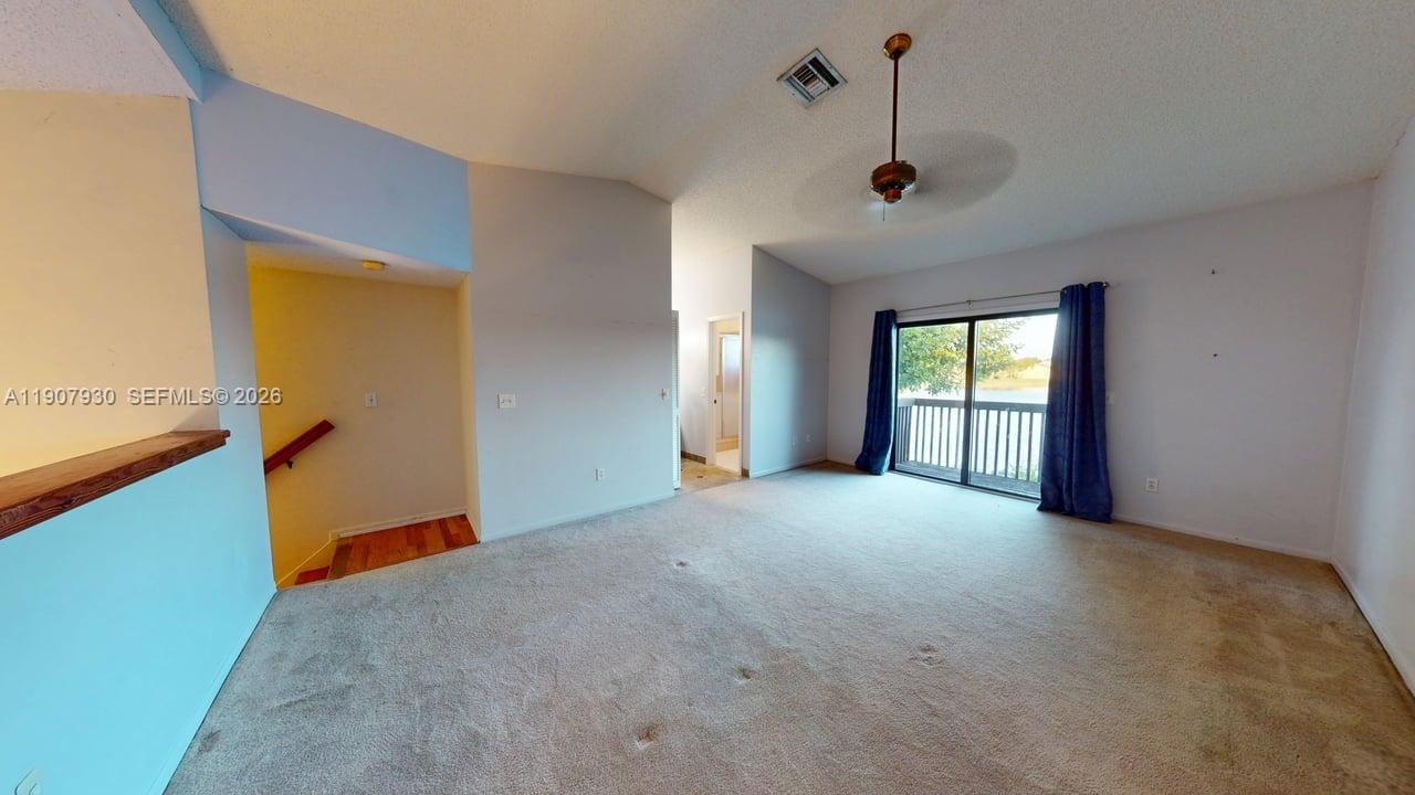 PINE ISLAND LAKES TOWNHOME - Residential