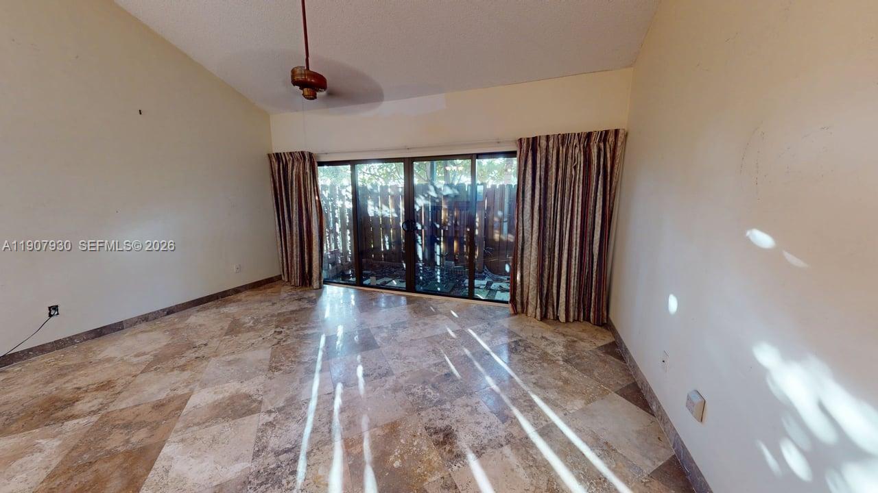 PINE ISLAND LAKES TOWNHOME - Residential