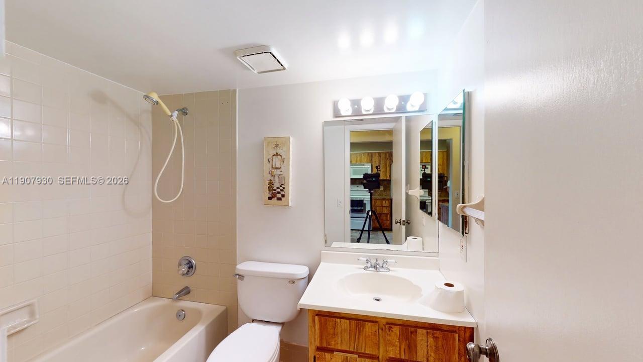 PINE ISLAND LAKES TOWNHOME - Residential