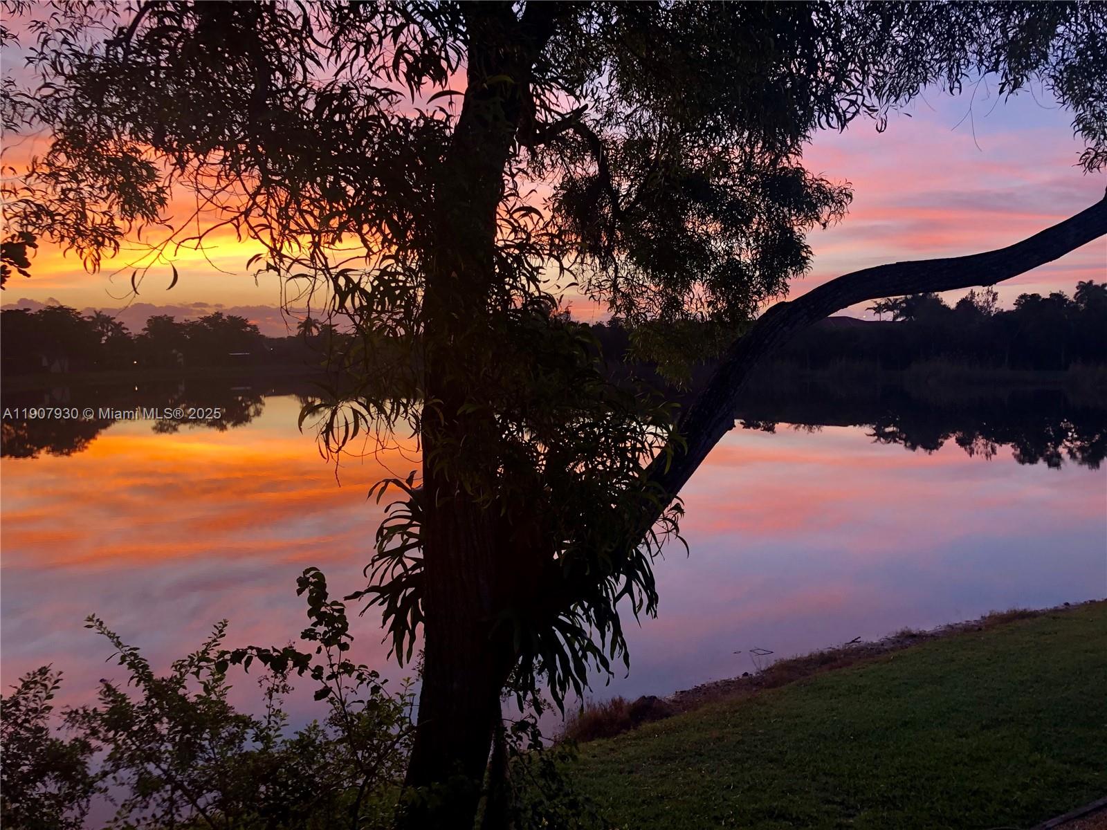 PINE ISLAND LAKES TOWNHOME - Residential