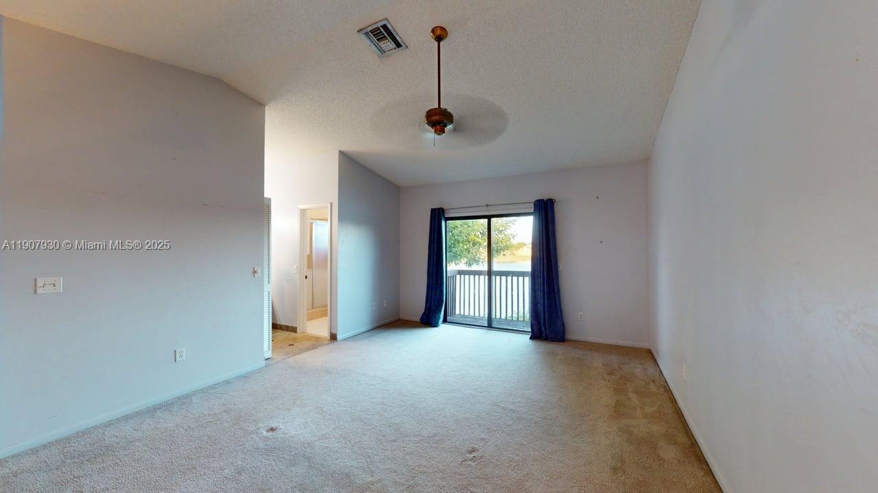 PINE ISLAND LAKES TOWNHOME - Residential