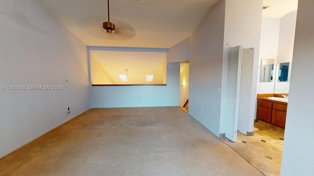 PINE ISLAND LAKES TOWNHOME - Residential