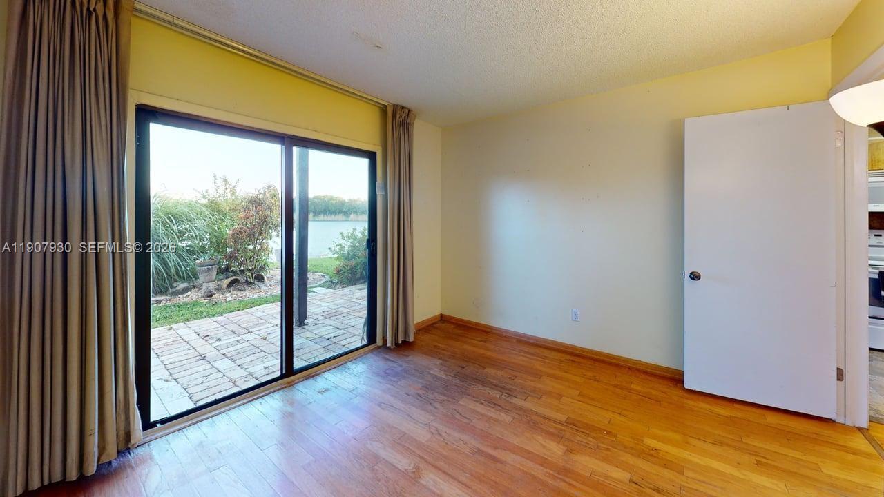 PINE ISLAND LAKES TOWNHOME - Residential