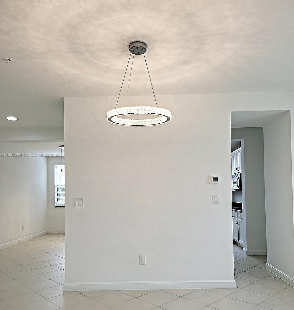 430 Amador Ln 7