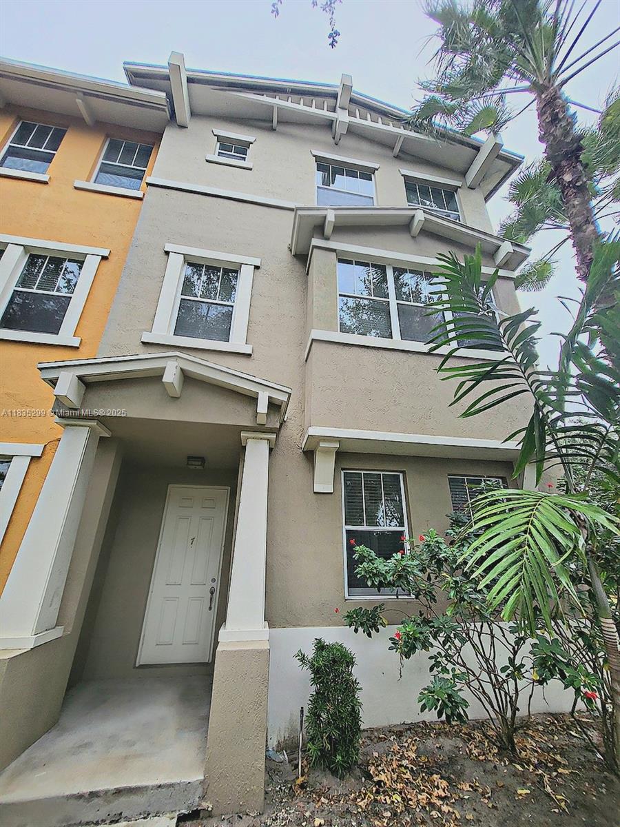 430 Amador Ln 7
