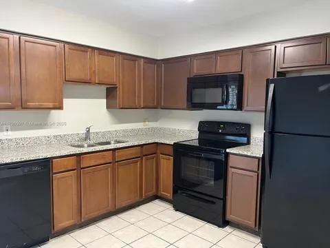 MLS: A11790597
