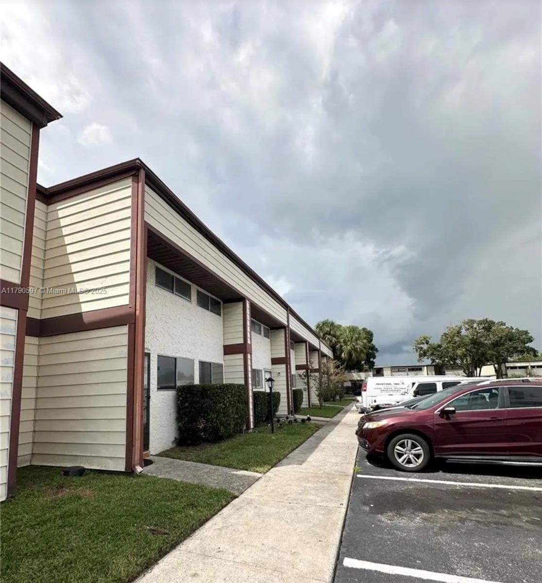 VILLAGE CONDO - Residential