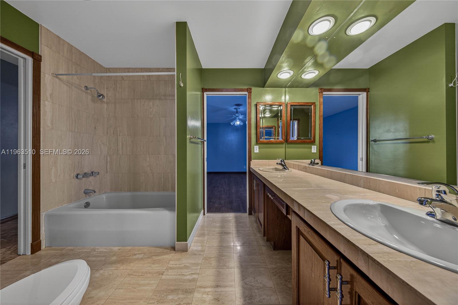 PLANTATION GOLF ESTATES - Residential