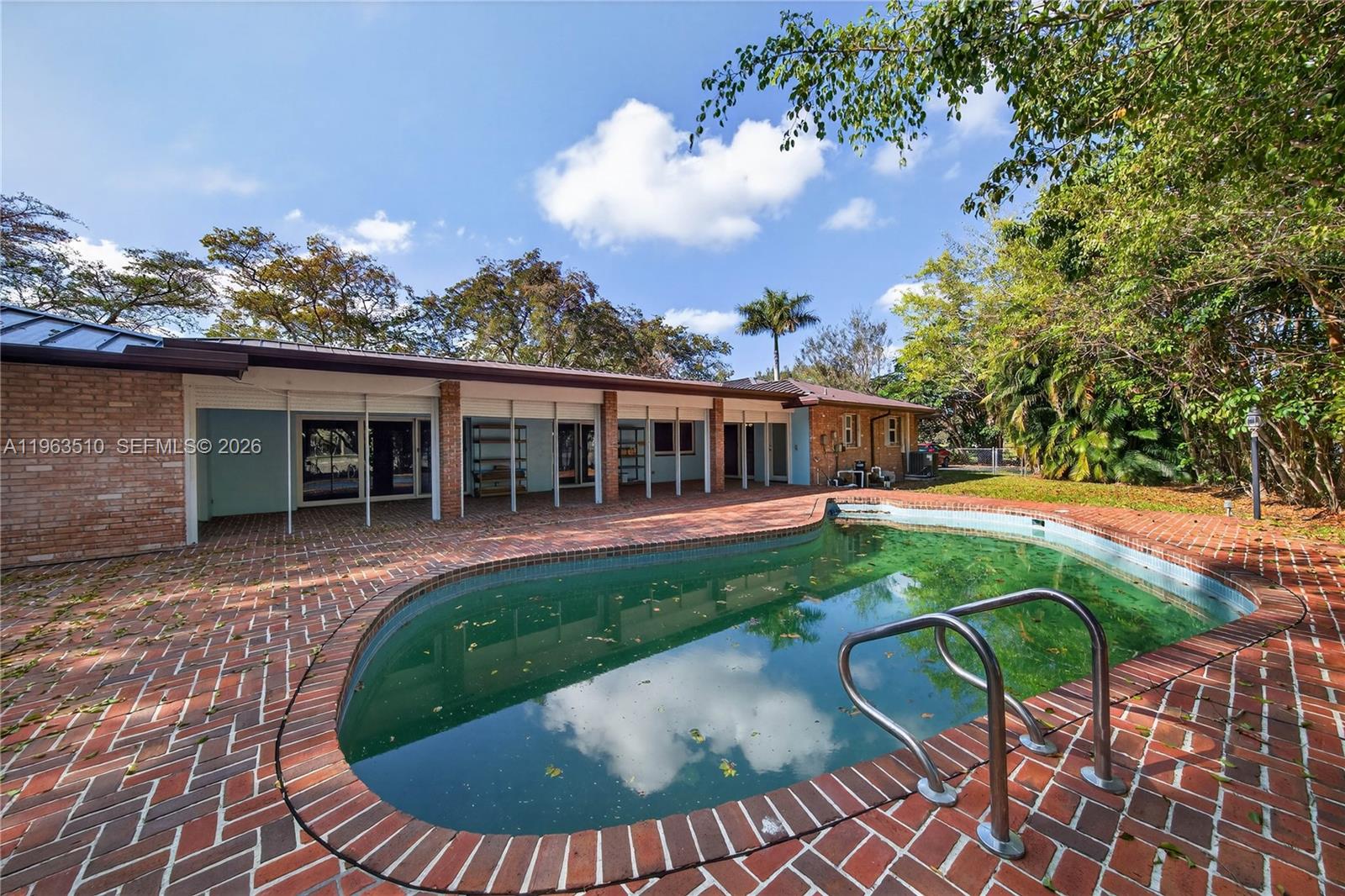 PLANTATION GOLF ESTATES - Residential