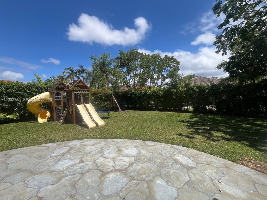 Photo of 1142 Croton Ct, Weston, FL 33327 (MLS # A12002785)