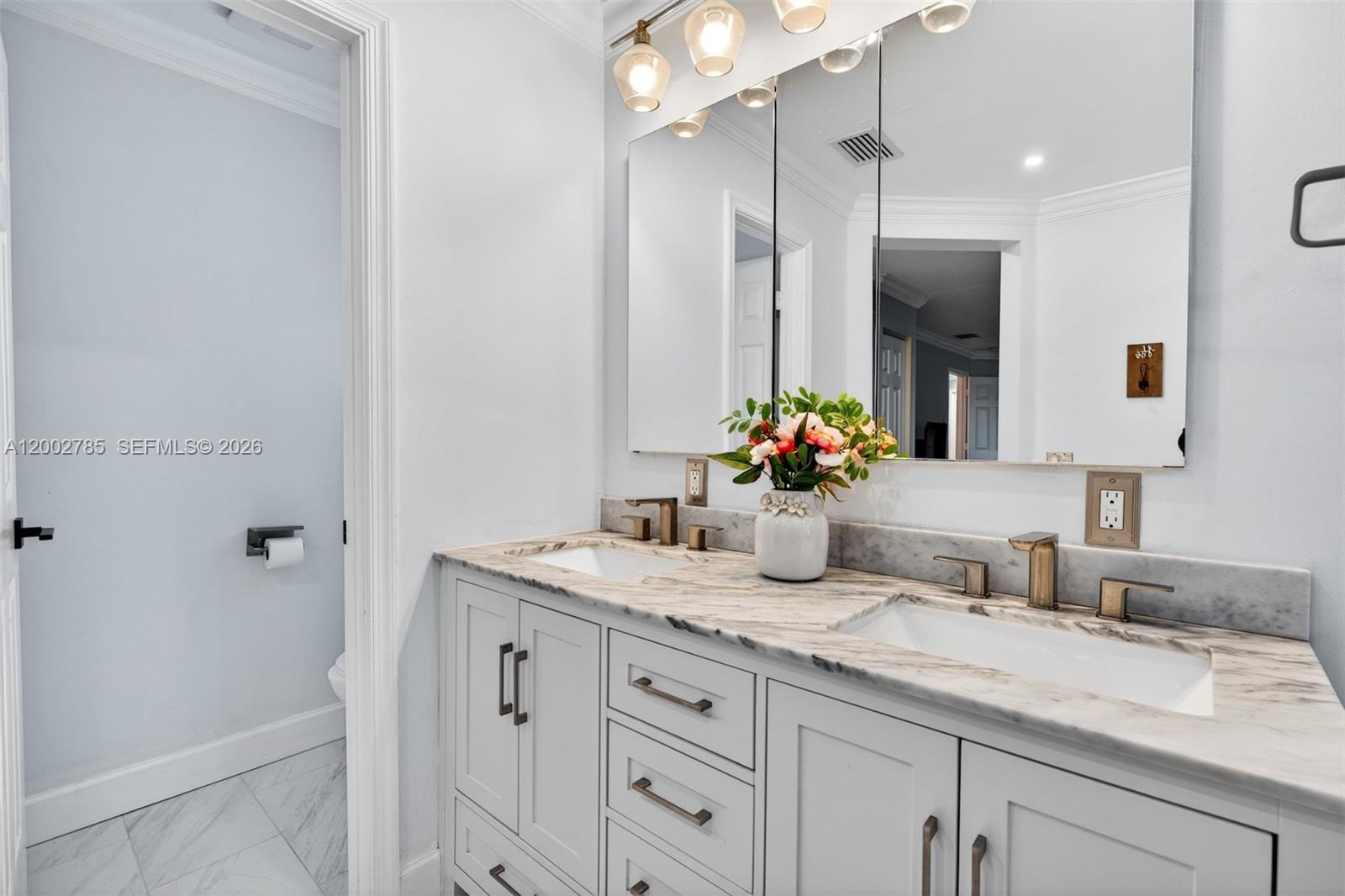 GROVE III - Residential