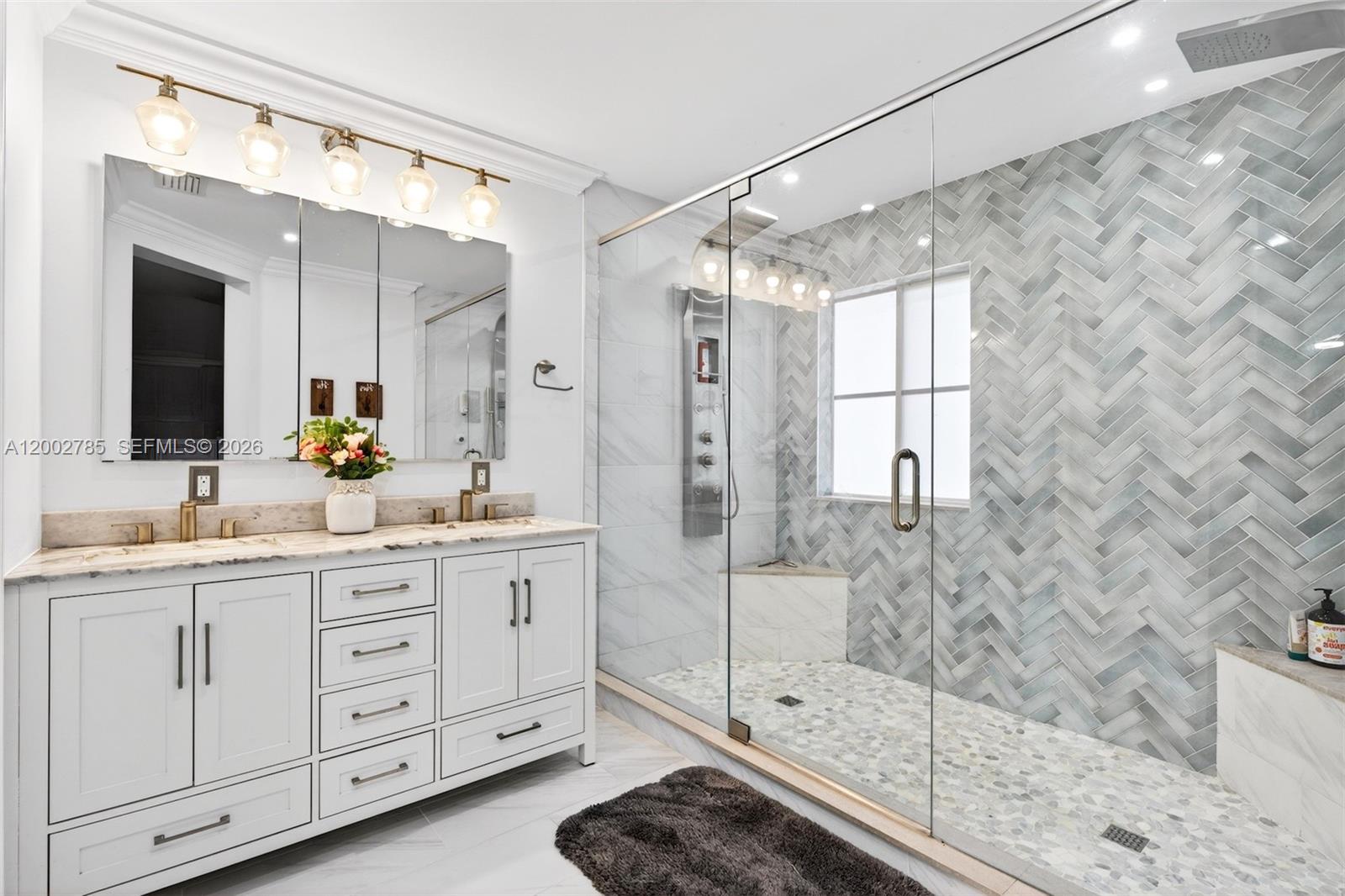 GROVE III - Residential