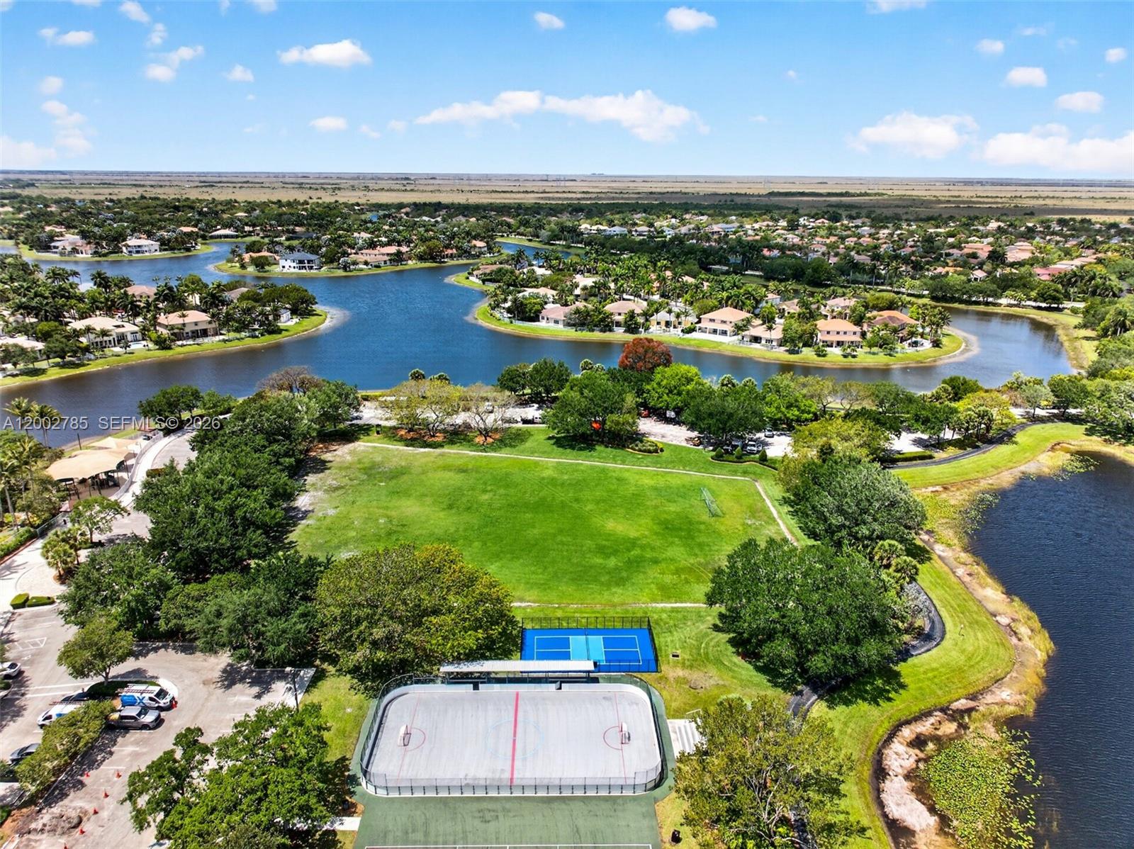 GROVE III - Residential