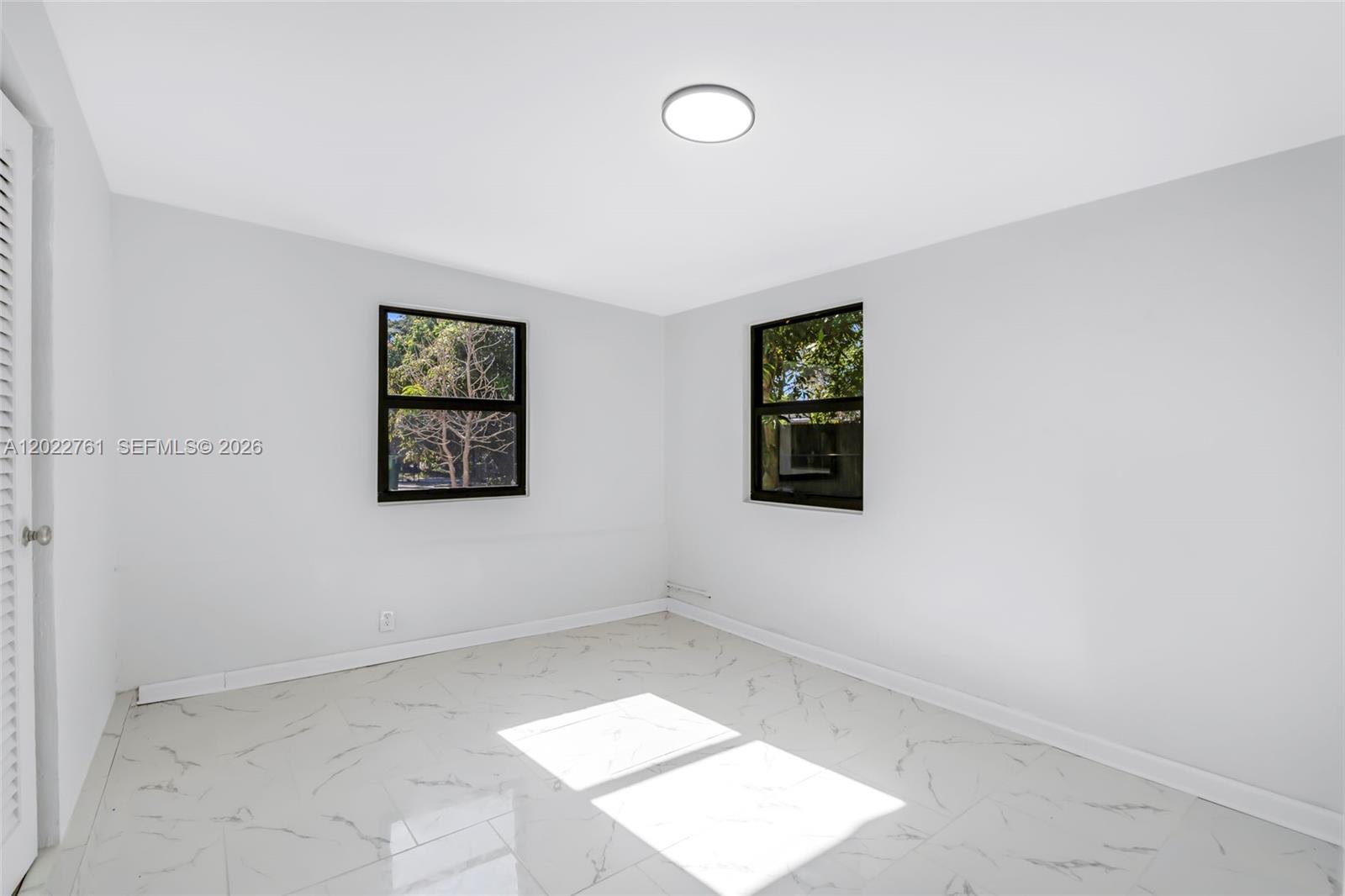 WELWYN MANOR - Residential Lease