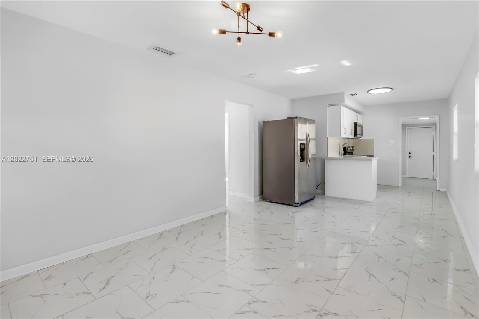 WELWYN MANOR - Residential Lease
