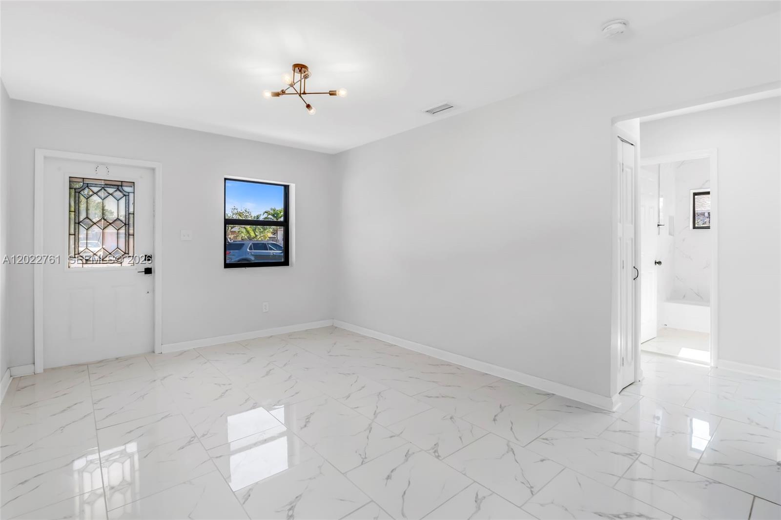 WELWYN MANOR - Residential Lease
