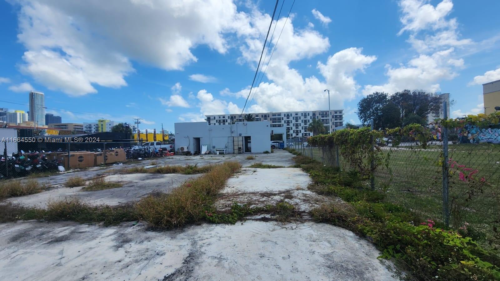 CITY OF MIAMI SOUTH - Commercial Sale