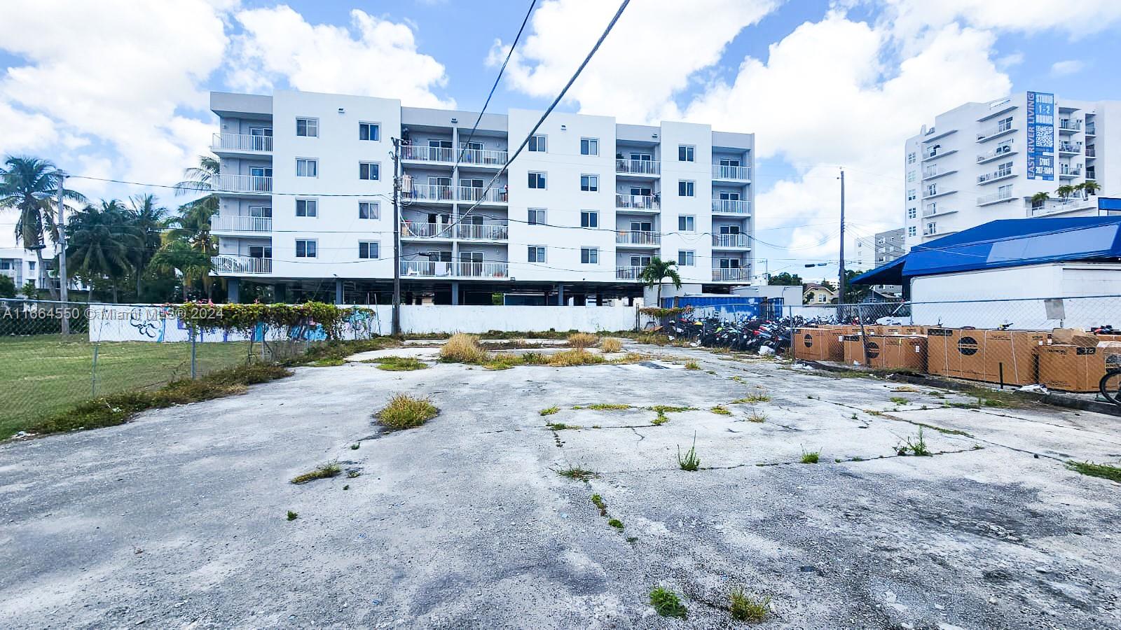 CITY OF MIAMI SOUTH - Commercial Sale