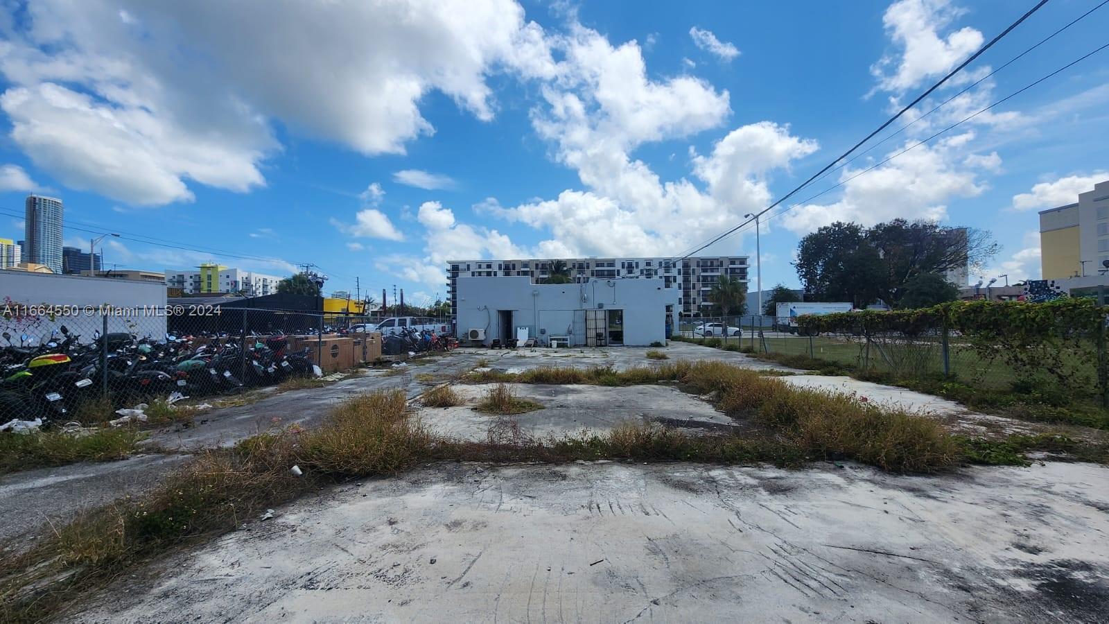 CITY OF MIAMI SOUTH - Commercial Sale