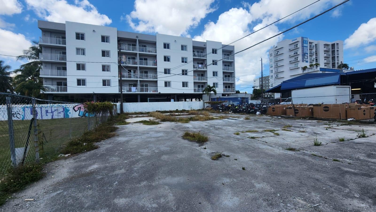 CITY OF MIAMI SOUTH - Commercial Sale