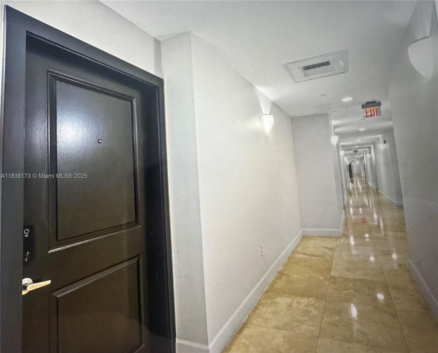 10 Aragon Ave 1118, Coral Gables, FL, 33134/$500,000 3 10 Aragon Ave 1118