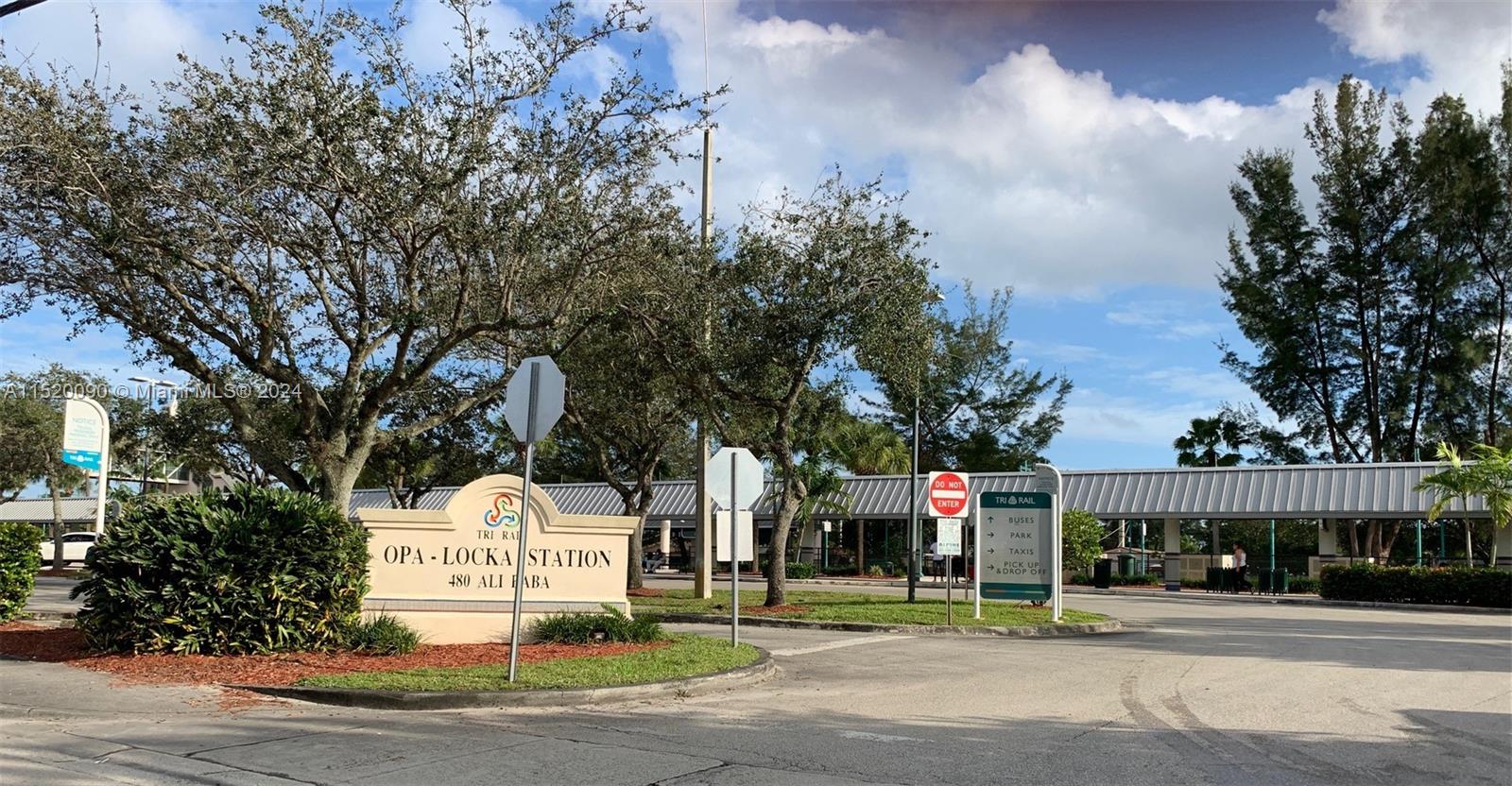 OPA LOCKA CENTER - Commercial Sale