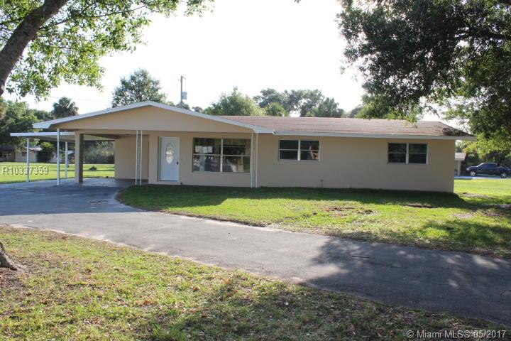 OKEECHOBEE ESTATES - Residential