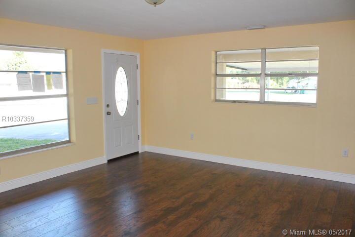 OKEECHOBEE ESTATES - Residential