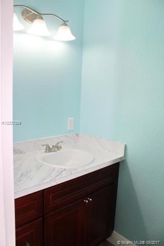 OKEECHOBEE ESTATES - Residential