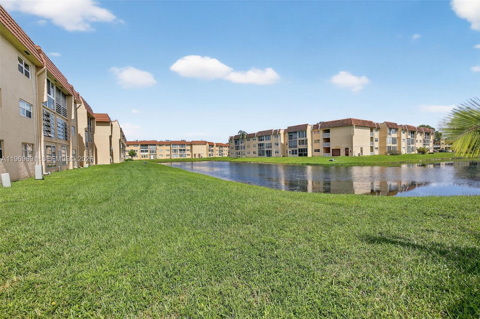 SUNRISE LAKES 87 CONDO - Residential