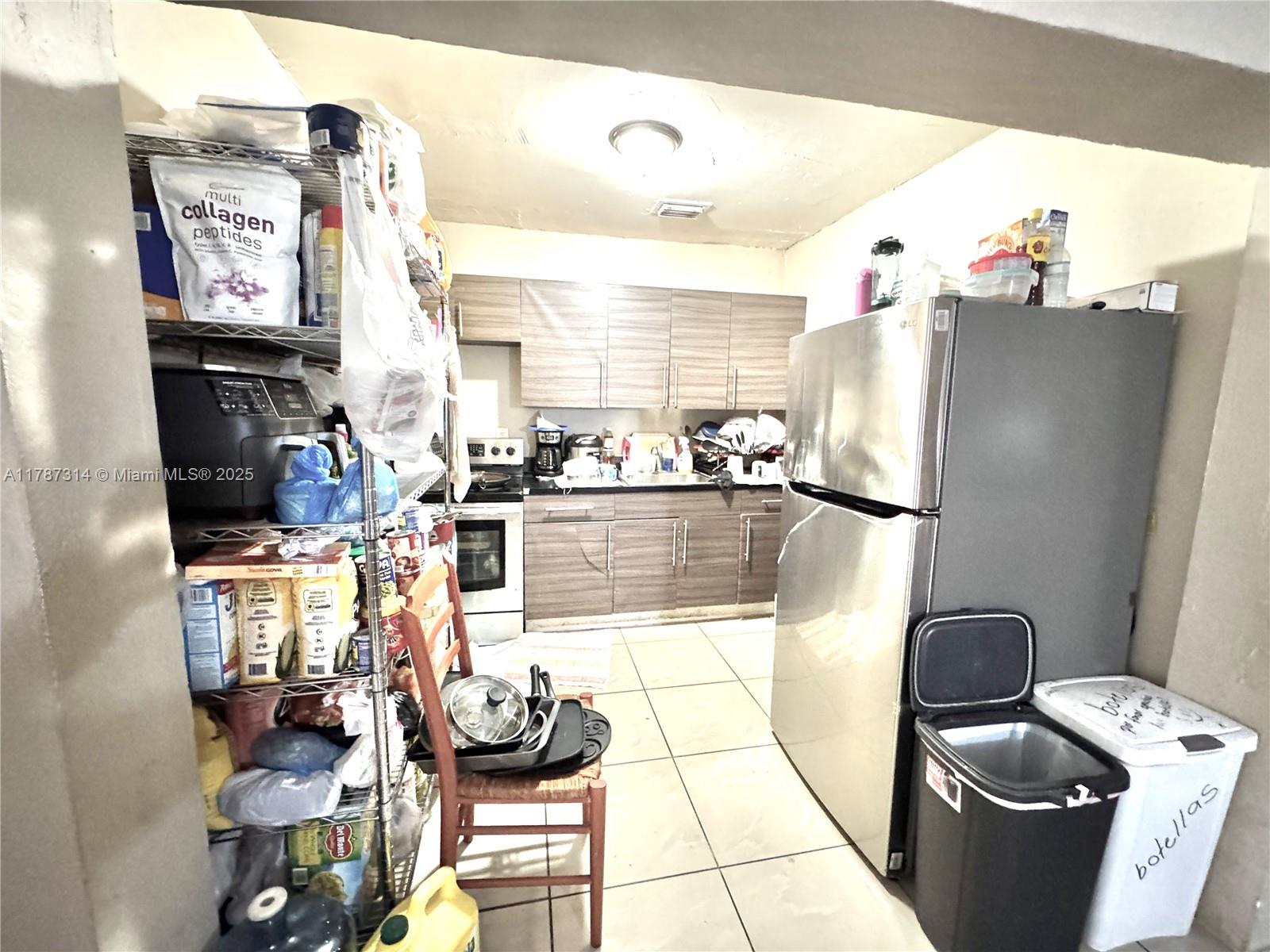 6400 NW 1st Pl