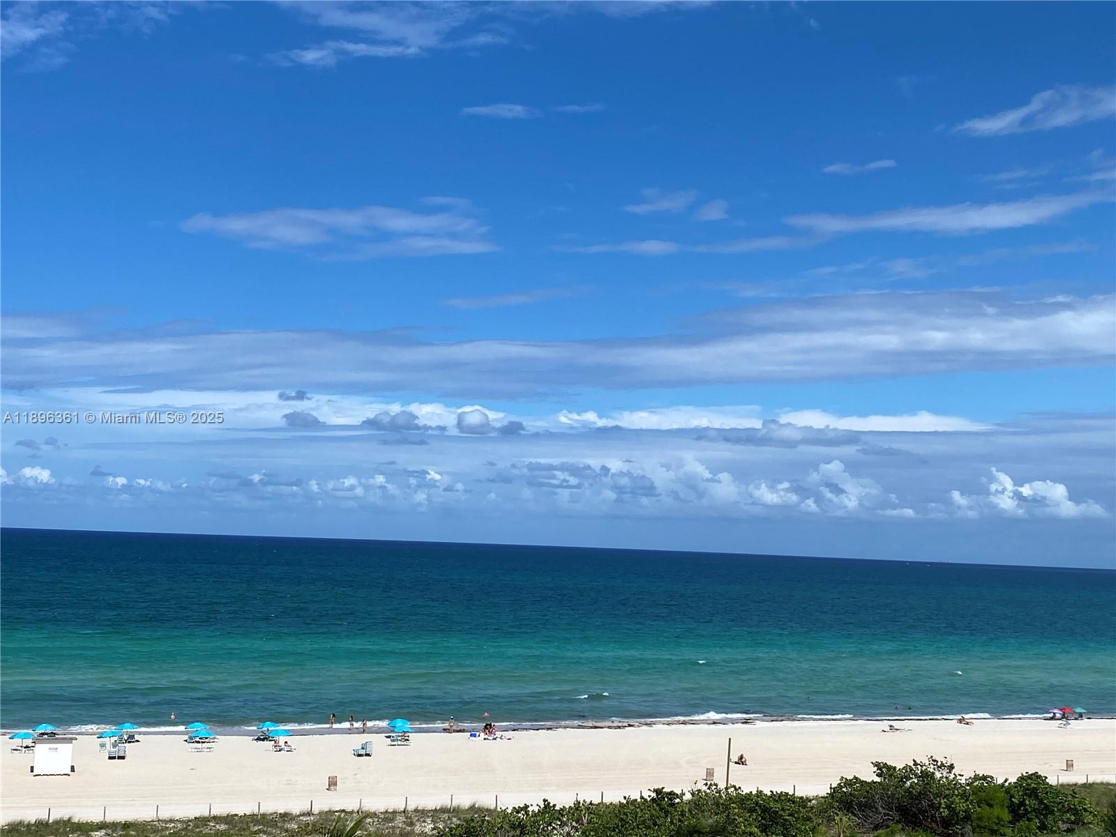 THE COLLINS CONDO - Residential Lease