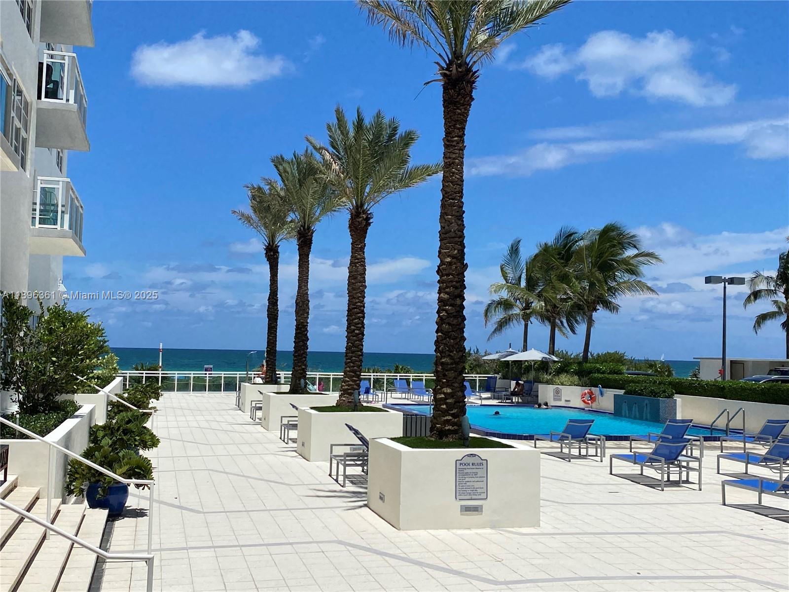 THE COLLINS CONDO - Residential Lease