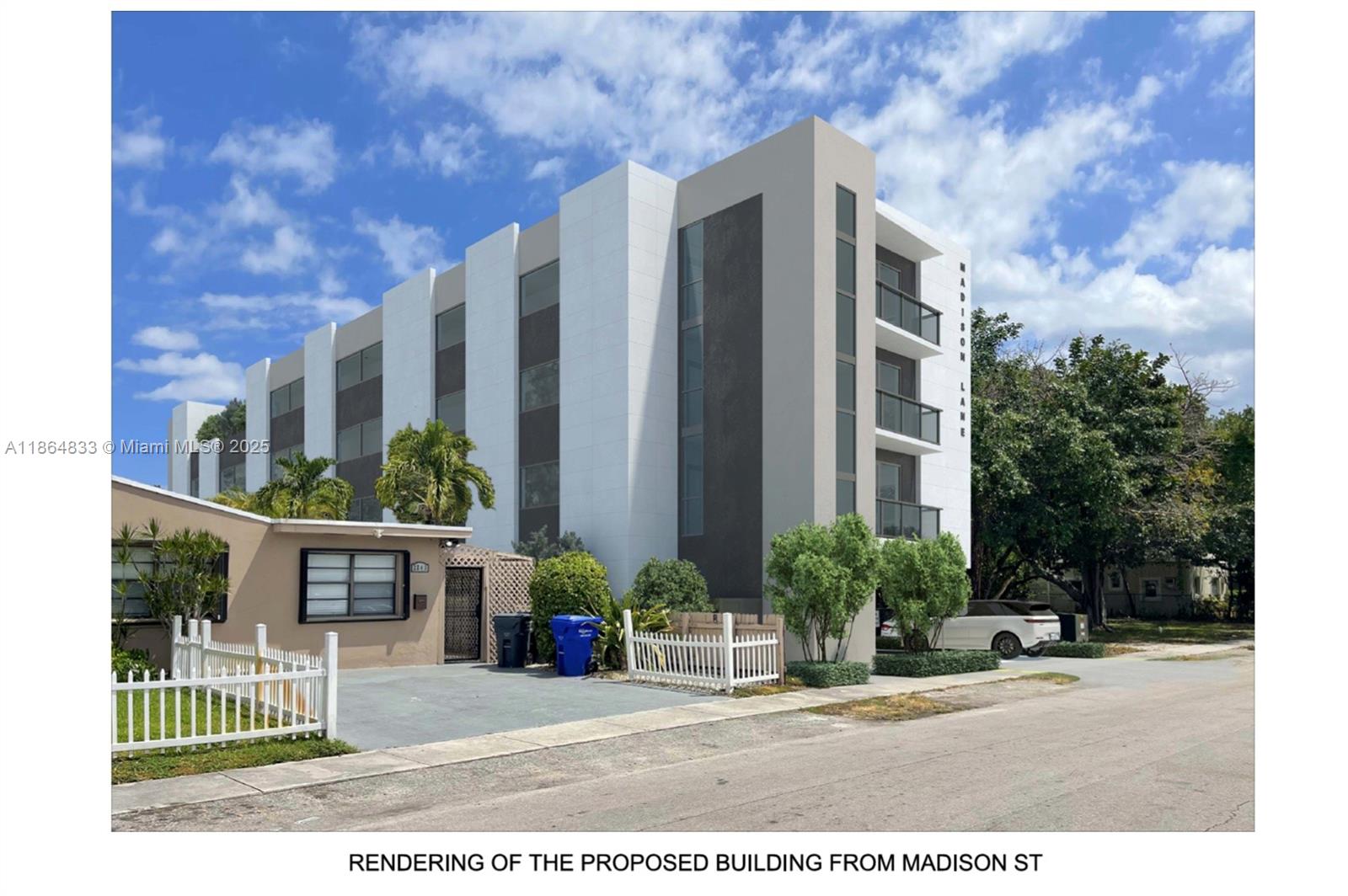 HOLLYWOOD LITTLE RANCHES - Residential