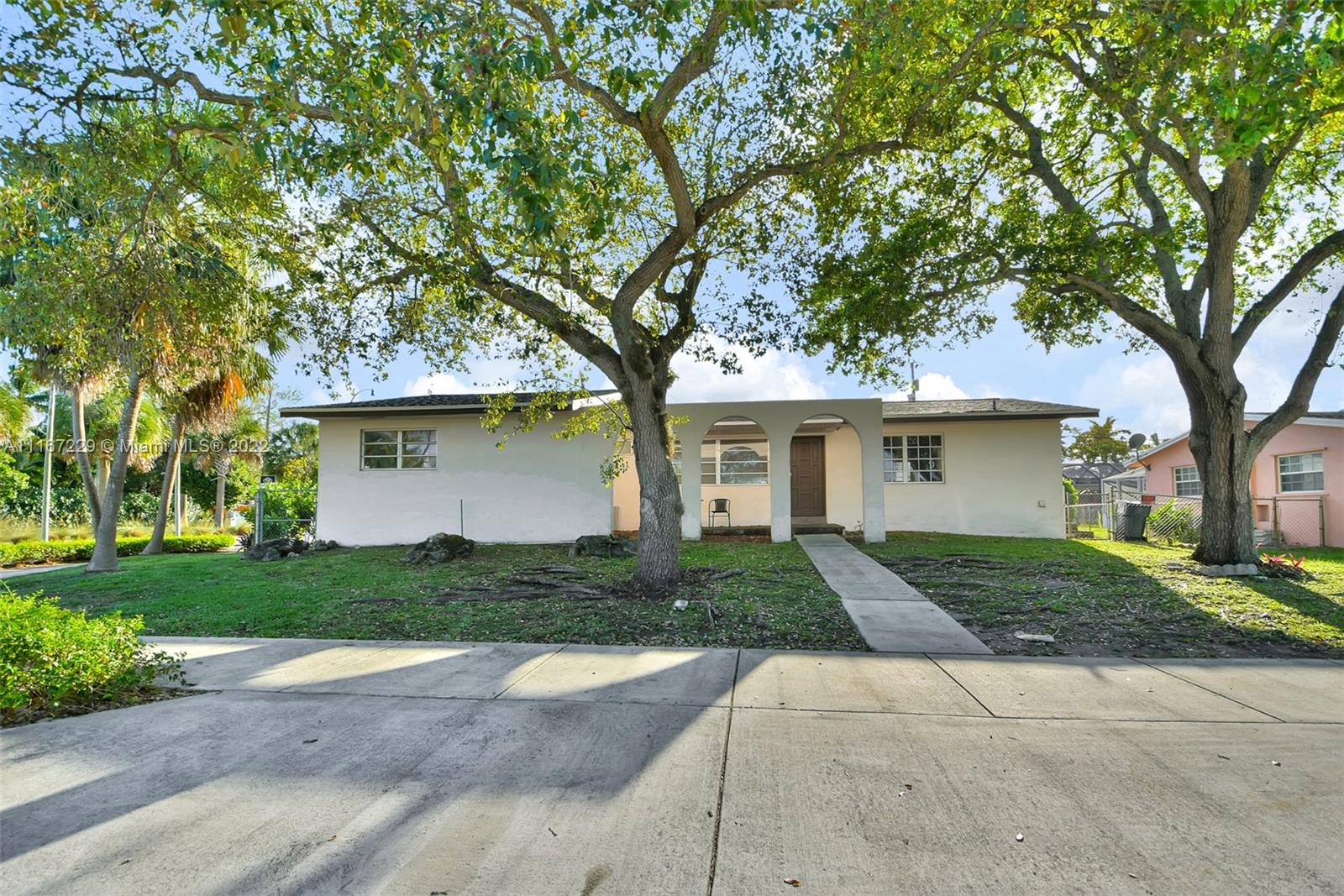 WHISPERING PINES EST SEC - Residential