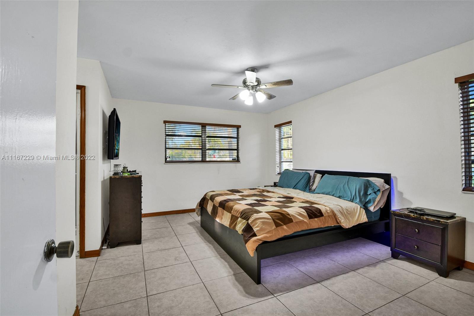 WHISPERING PINES EST SEC - Residential