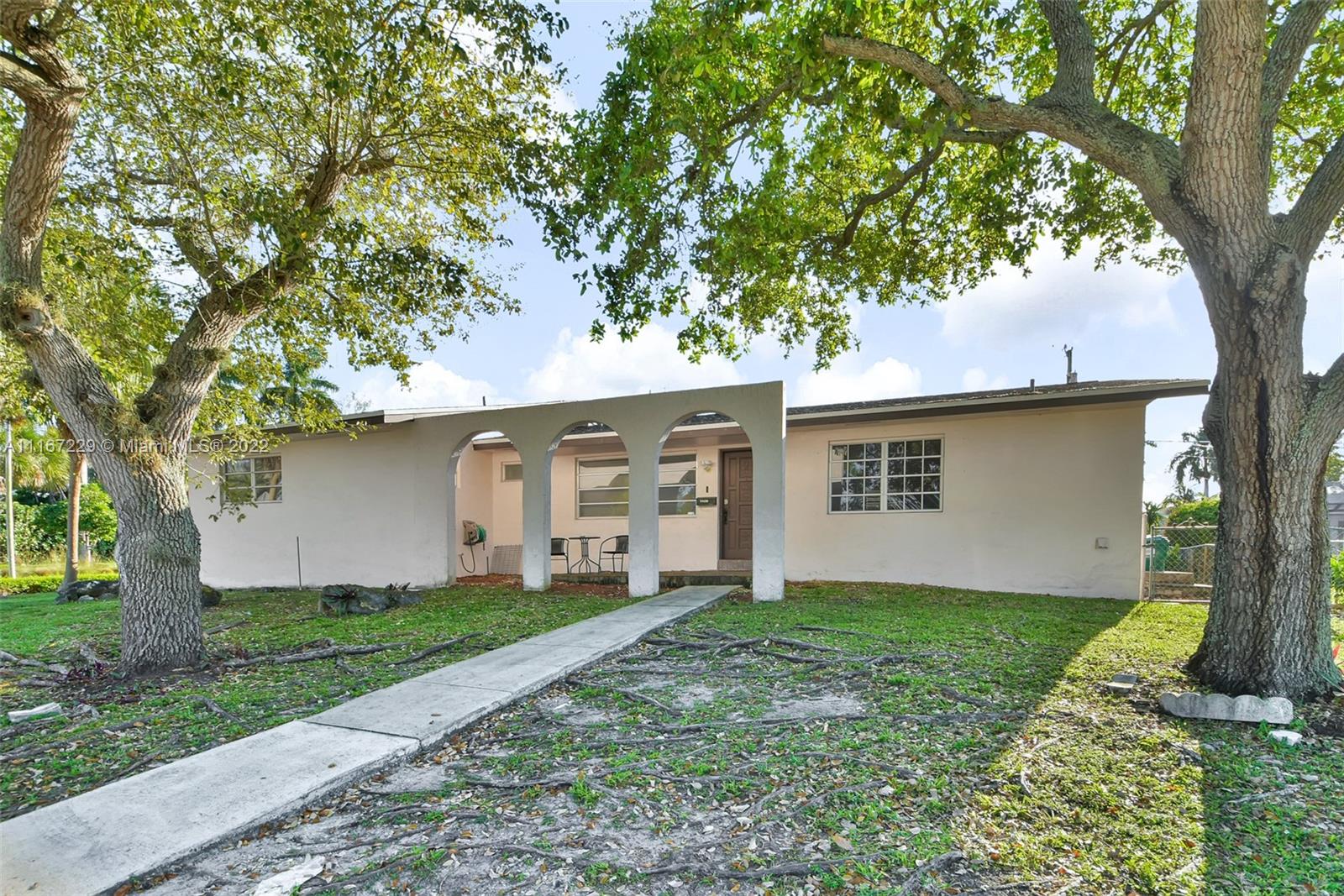 WHISPERING PINES EST SEC - Residential